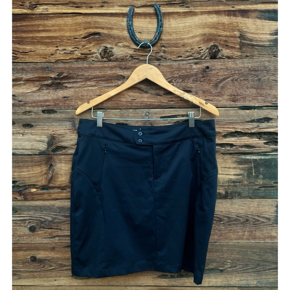 ANTIGUA | Black Golf Lightweight Pull on Enclave Skirt 8